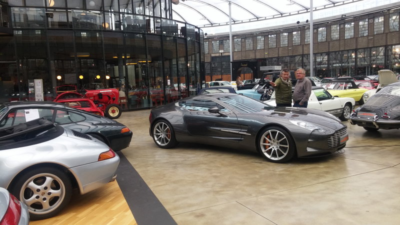 Illustration for article titled Dusseldorf Classic Car Remise Photodump